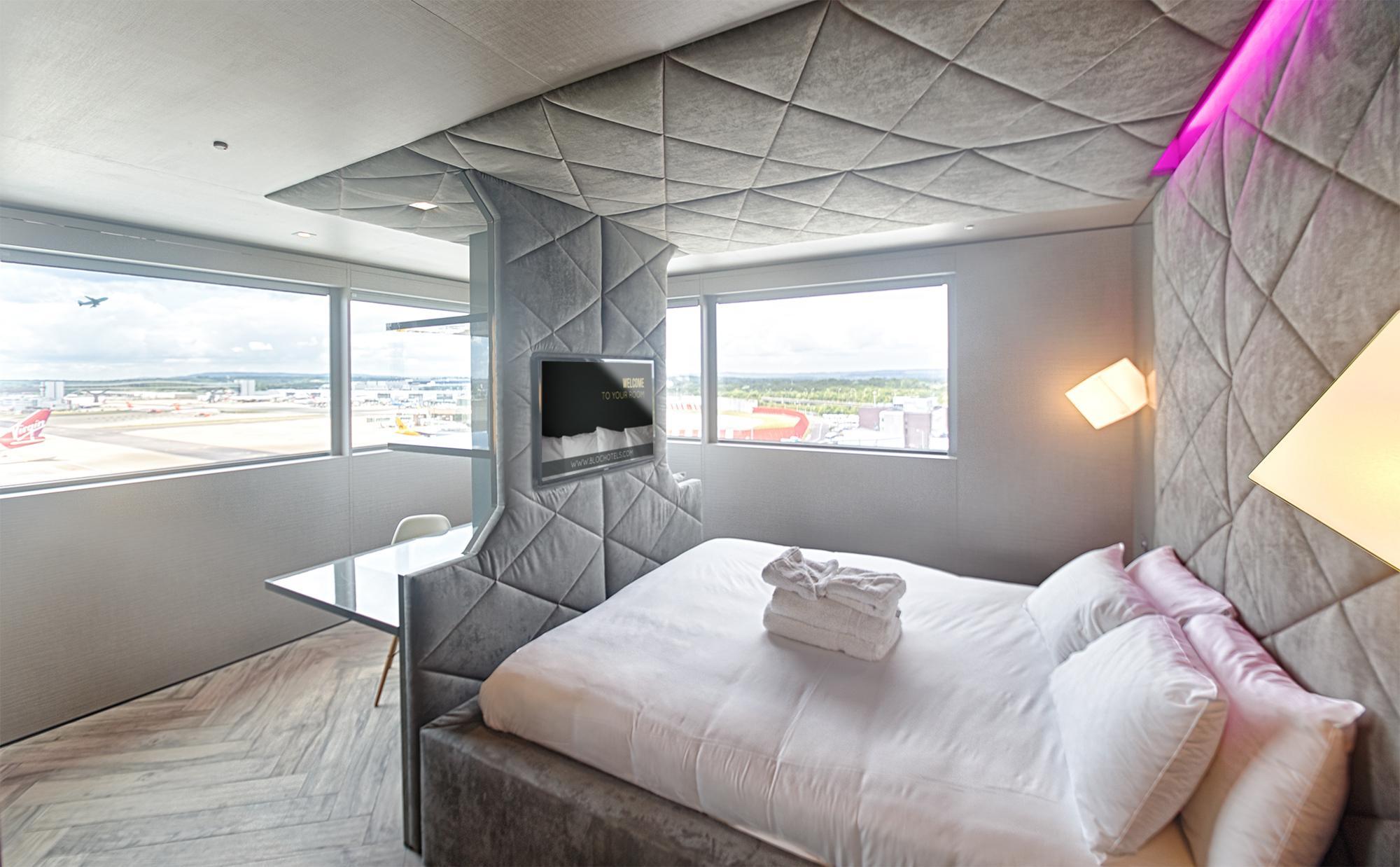 Bloc Hotel London Gatwick Airport Horley Ngoại thất bức ảnh