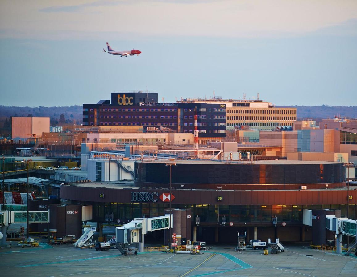 Bloc Hotel London Gatwick Airport Horley Ngoại thất bức ảnh