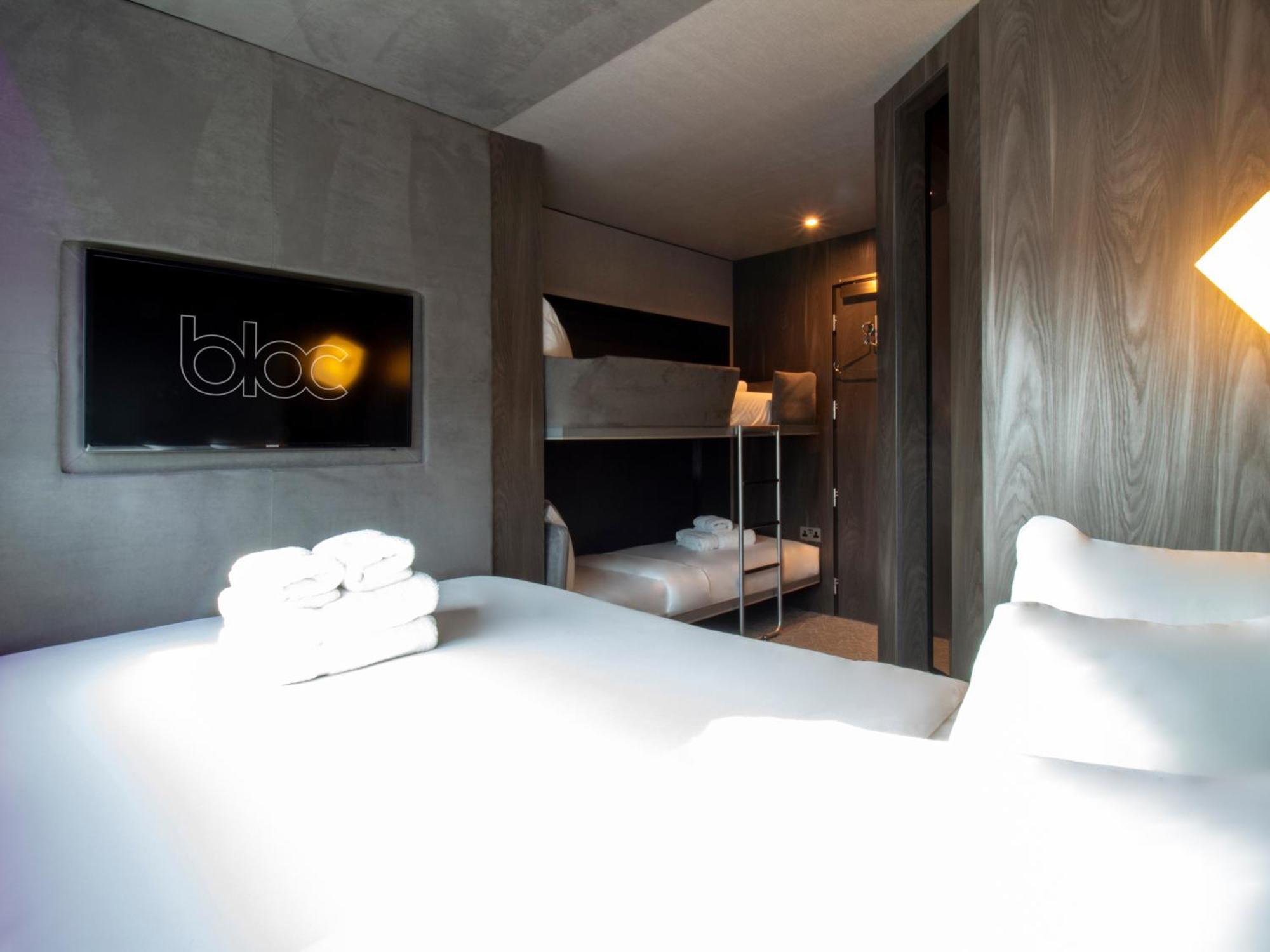 Bloc Hotel London Gatwick Airport Horley Ngoại thất bức ảnh