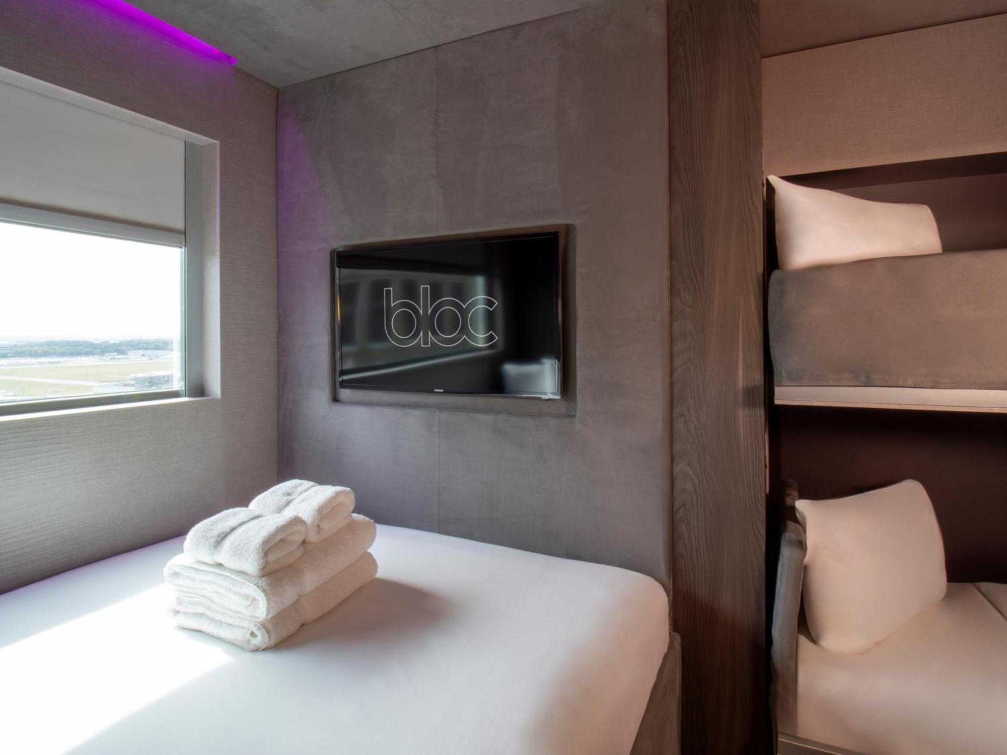 Bloc Hotel London Gatwick Airport Horley Ngoại thất bức ảnh