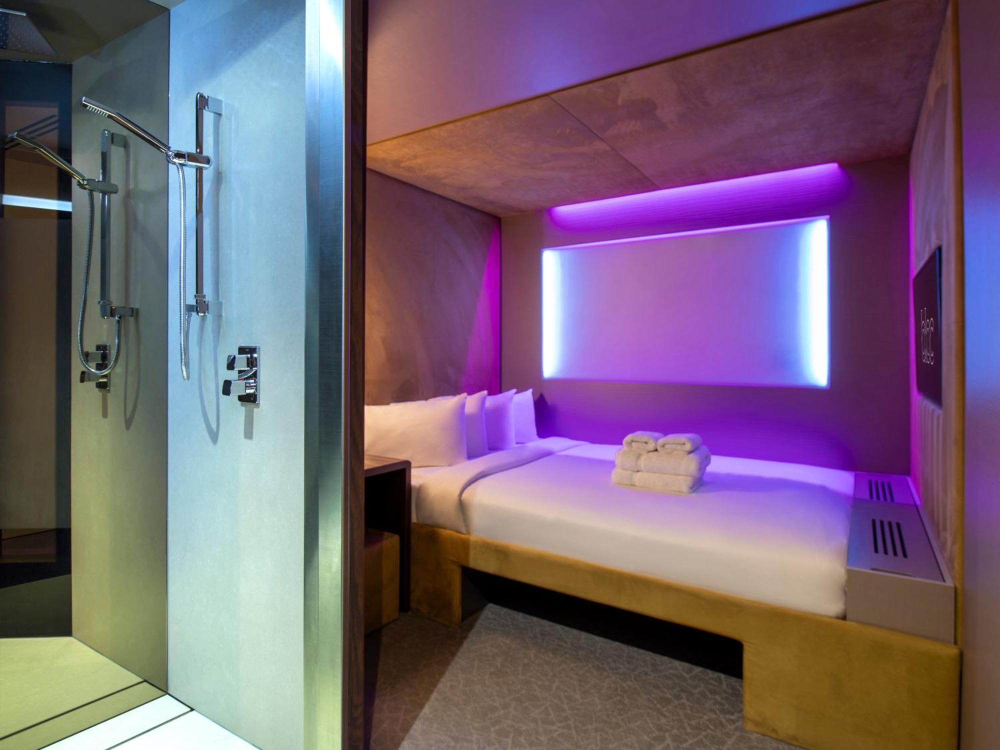 Bloc Hotel London Gatwick Airport Horley Ngoại thất bức ảnh