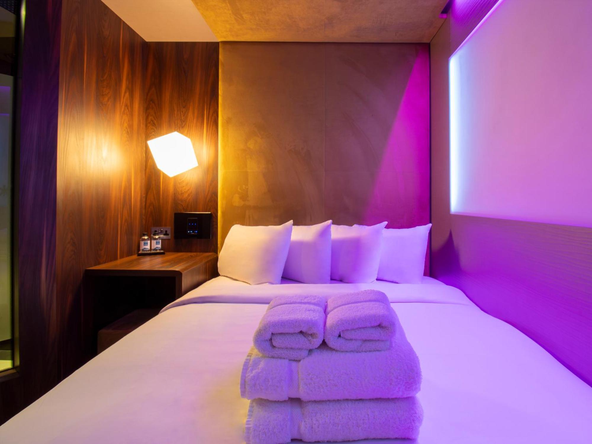 Bloc Hotel London Gatwick Airport Horley Ngoại thất bức ảnh