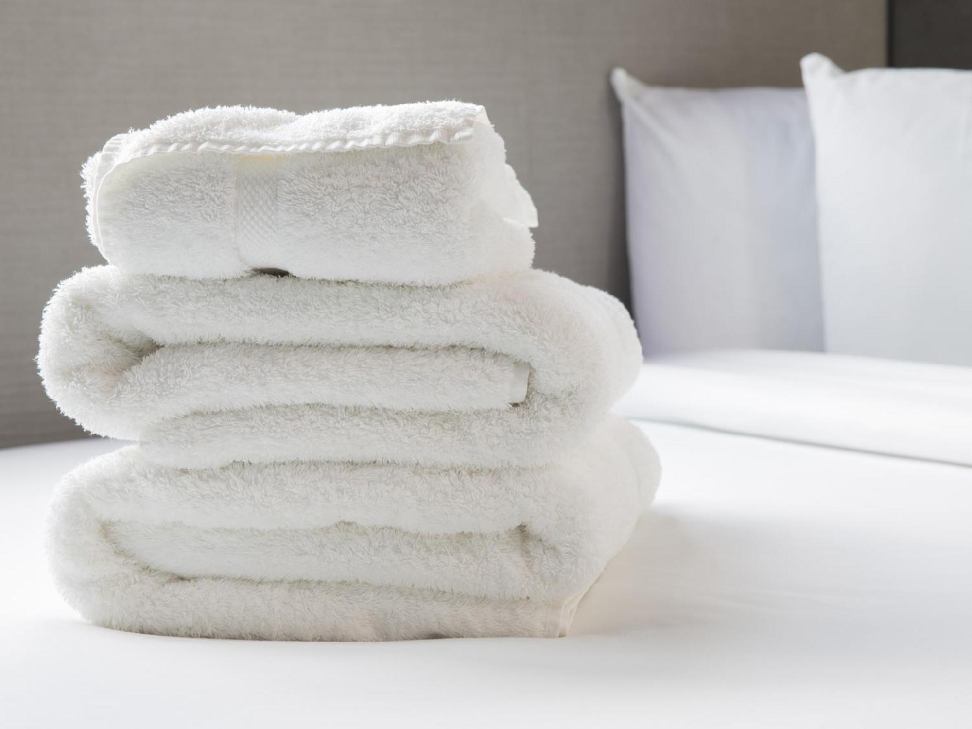 Bloc Hotel London Gatwick Airport Horley Ngoại thất bức ảnh
