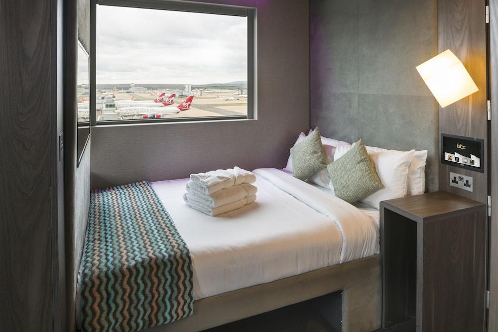 Bloc Hotel London Gatwick Airport Horley Ngoại thất bức ảnh